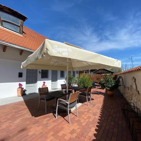 Szkita Panzio Bed & Breakfast Balatonmariafurdo Luaran gambar